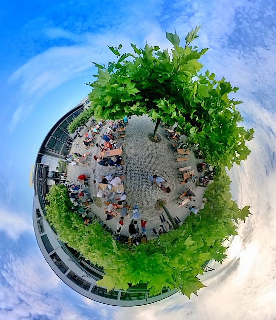 Stadthalle Germering startet große Besucherumfrage mit Gewinnspiel